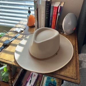 Will & Bear Andy Cream - Large - Unisex